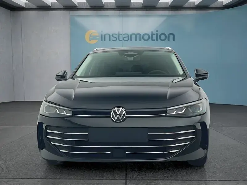 Neu VW Passat 150 PS (110 kW) 2026 Schwarz Kombi