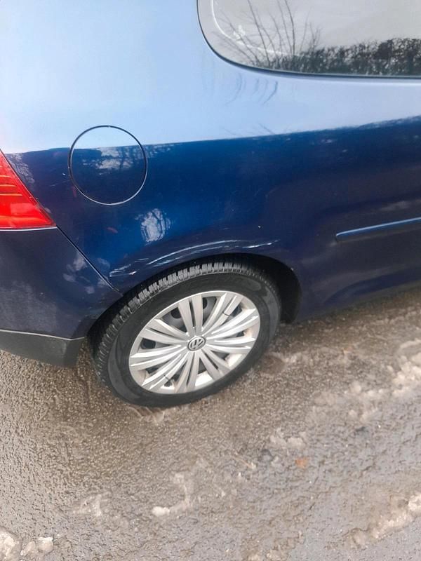 Gebraucht VW Golf V 75 PS (55 kW) 2007 Blau Kleinwagen