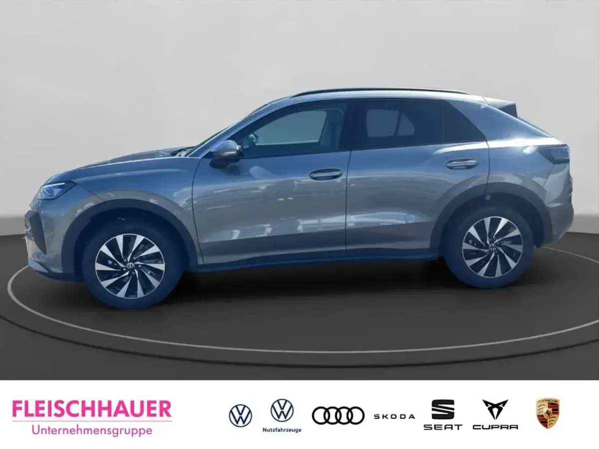 Neu VW T-Roc Life 116 PS (85 kW) 2026 Grau SUV