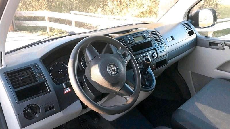 Second-hand VW Transporter 102 CP (75 kW) 2010 Alb Van