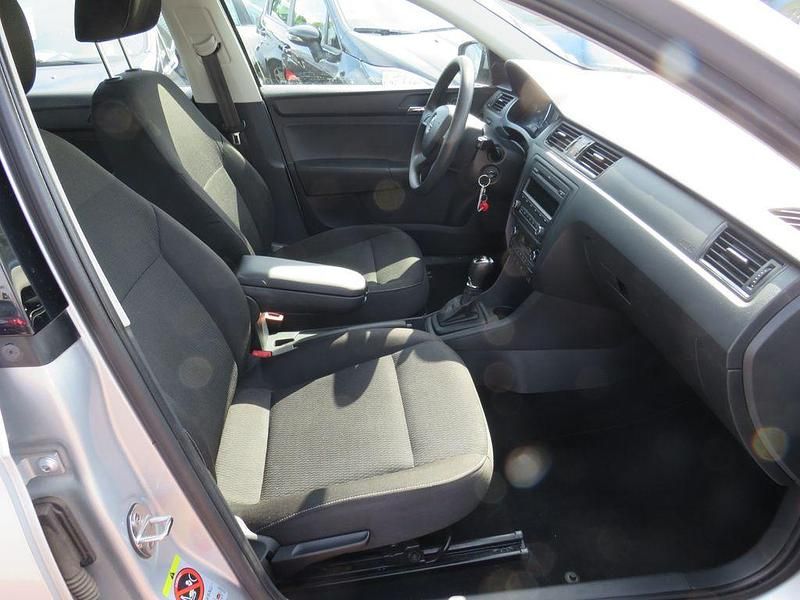 Second-hand Skoda Rapid 122 CP (89 kW) 2014 Gri Hatchback