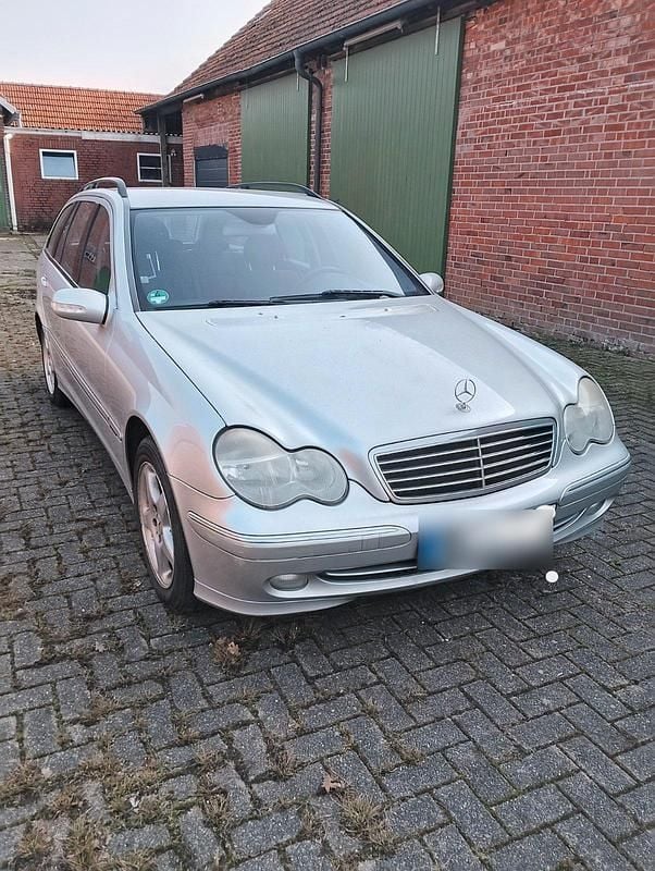 Gebraucht Mercedes C180 143 PS (105 kW) 2004 Silber Kombi