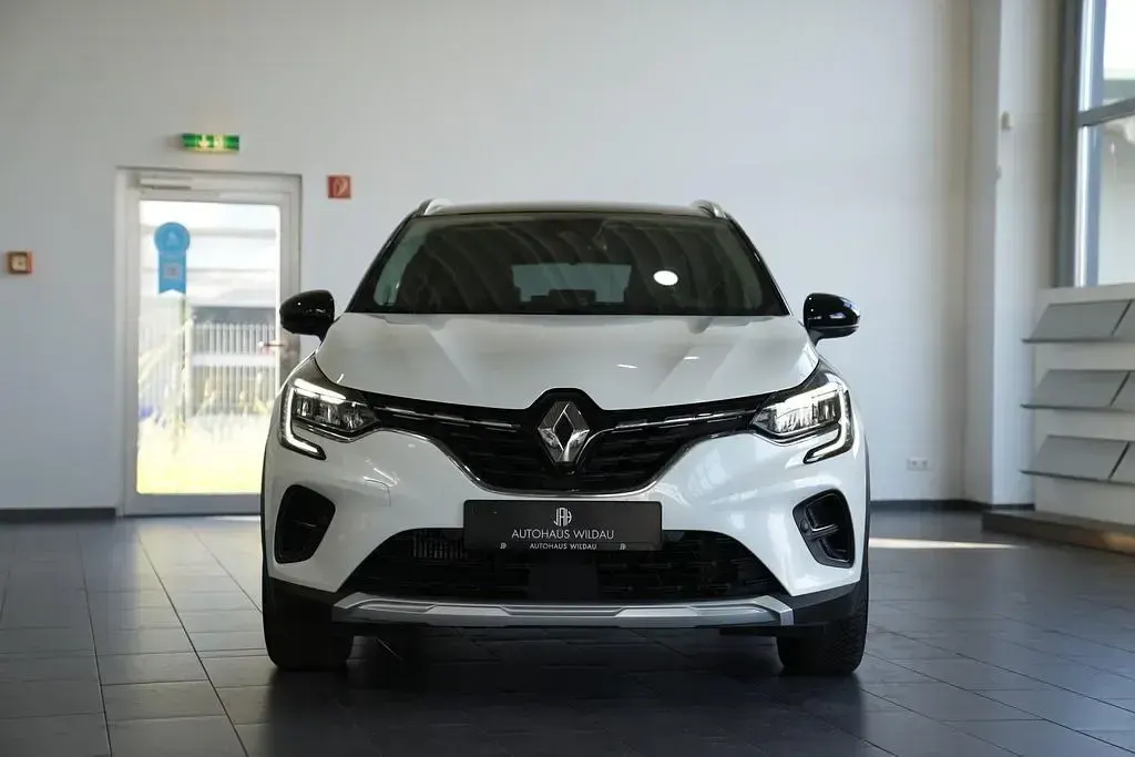 Gebraucht Renault Captur Bose Edition 140 PS (102 kW) 2021 Weiss qnc+schwarz gne SUV