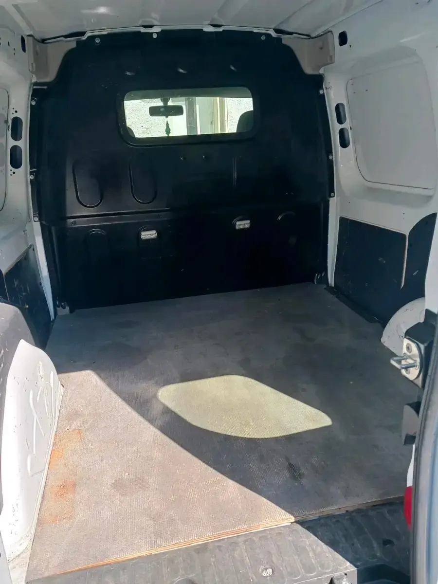 Gebraucht Renault Kangoo 90 PS (66 kW) 2015 Weiß Van / Kleinbus