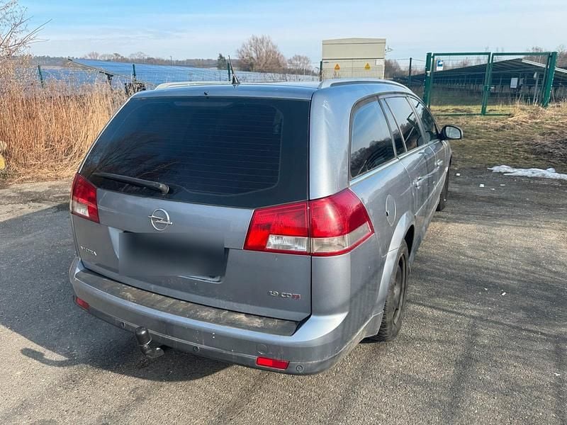 Gebraucht Opel Vectra 150 PS (110 kW) 2007 Silber Kombi