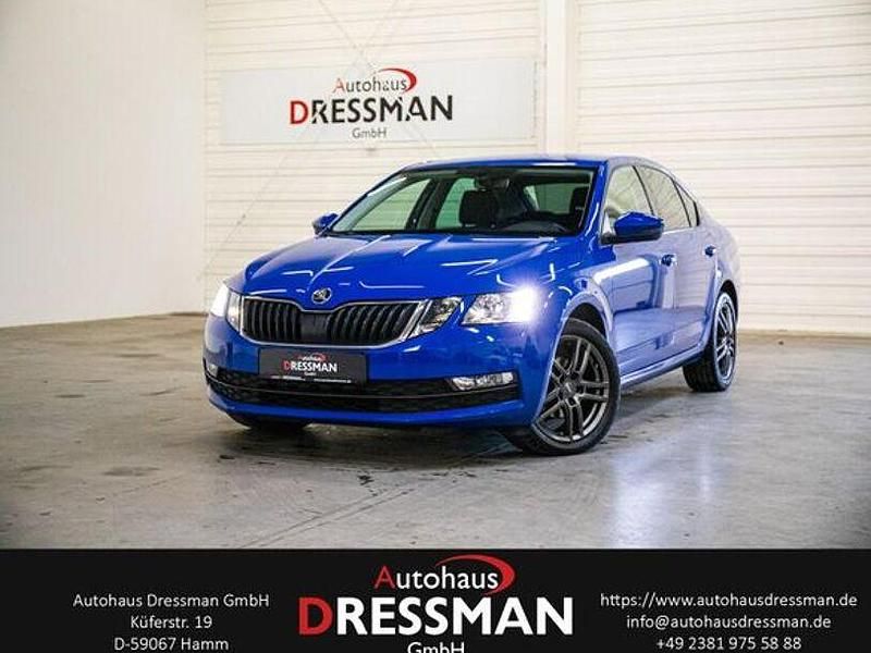 Gebraucht Skoda Octavia Clever 116 PS (85 kW) 2018 Energyblau Limousine