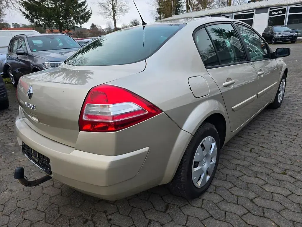 Occasion Renault Mégane 111 ch (81 kW) 2008 Argent Berline