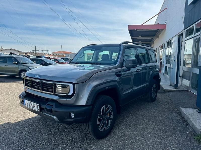 Neu Baic BJ40 234 PS (172 kW) 2026 Grau SUV