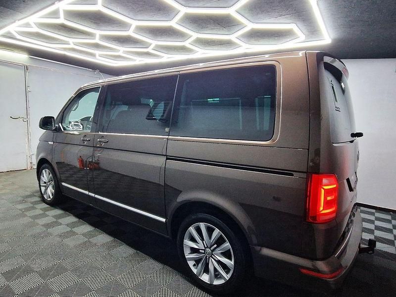 Gebraucht VW Multivan Generation Six 204 PS (150 kW) 2015 Chestnut brown Van