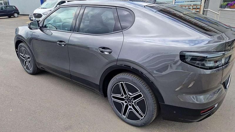 Gebraucht Ford Capri Premium 210 kW (286 PS) 2025 Magneticgrau (metallic) SUV