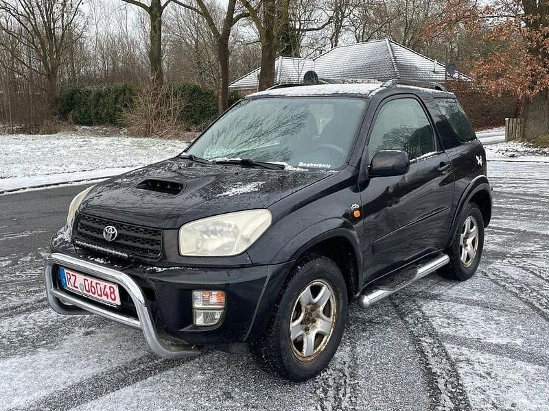 Schwarz Gebraucht 2003 Toyota RAV4 SUV | 2.900 € (Fairer Preis) - Bild 1/4
