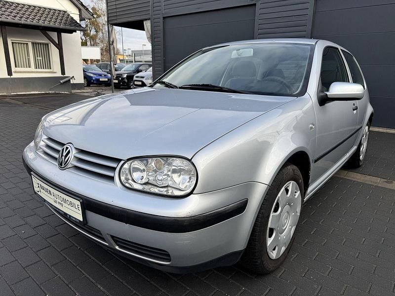 Grau Gebraucht 2000 VW Golf IV Edition Limousine | 970 € (Superpreis) - Bild 1/4