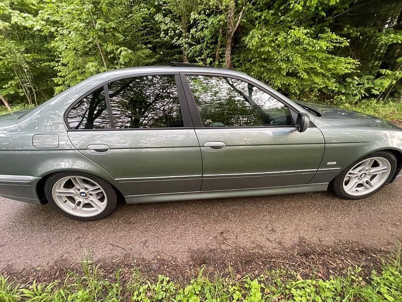 Gebraucht BMW 530 Exclusive 193 PS (141 kW) 2001 Limousine