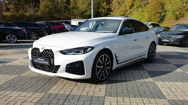 Weiß Gebraucht 2023 BMW 430 Gran Coupé M Sport Coupé | 43.990 € (Fairer Preis) - Bild 1/4