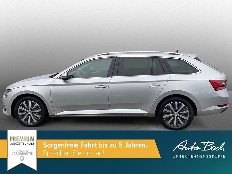 Gebraucht Skoda Superb Style 200 PS (147 kW) 2022 Brillantsilber metallic Kombi