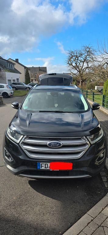Gebraucht Ford Edge Titanium 209 PS (153 kW) 2017 Schwarz SUV