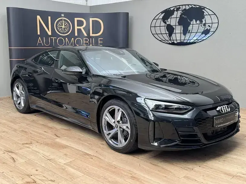 Second-hand Audi e-tron GT quattro Ambiente 350 kW (476 CP) 2022 Negru Berlinǎ