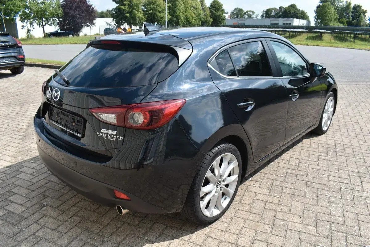Gebraucht Mazda 3 Sports-Line 150 PS (110 kW) 2016 Schwarz Limousine
