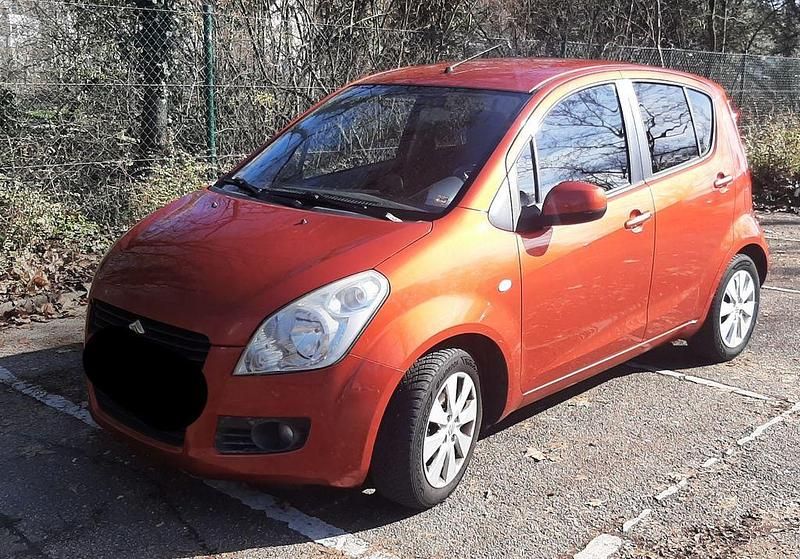 Gebraucht Suzuki Splash 65 PS (47 kW) 2009 Orange Kleinwagen