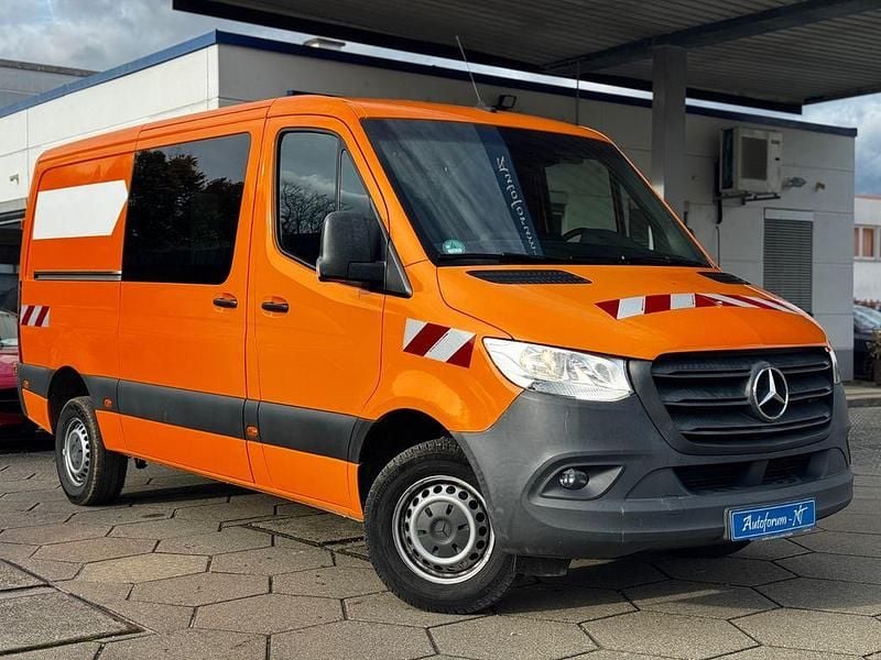 Orange Gebraucht 2019 Mercedes Sprinter Van | 17.900 € (Superpreis) - Bild 1/4