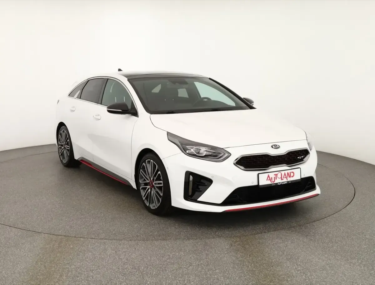 Gebraucht Kia ProCeed GT GT 204 PS (150 kW) 2019 Weiß Kleinwagen