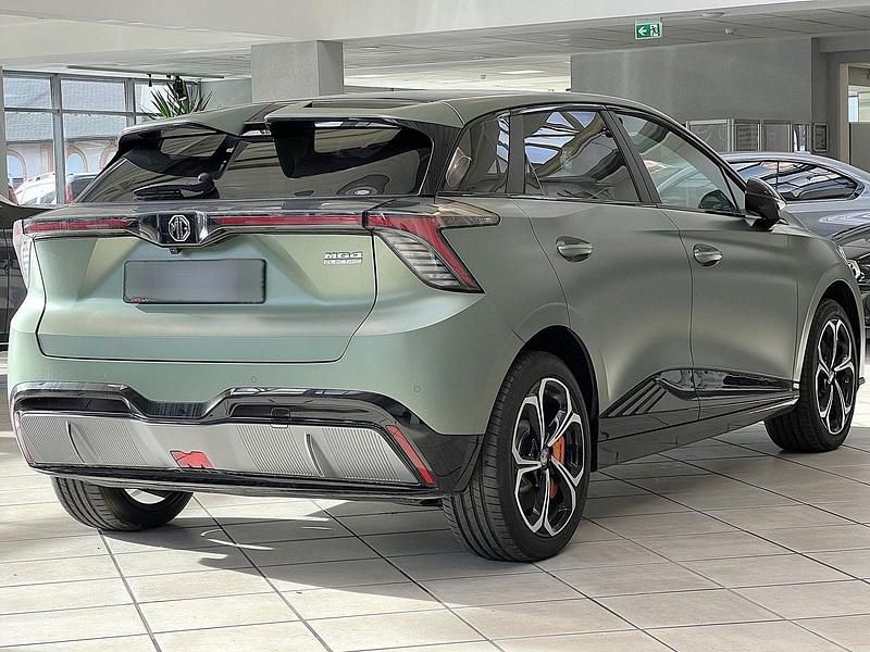 Gebraucht MG MG4 EV 319 kW (435 PS) 2024 Grün Kleinwagen