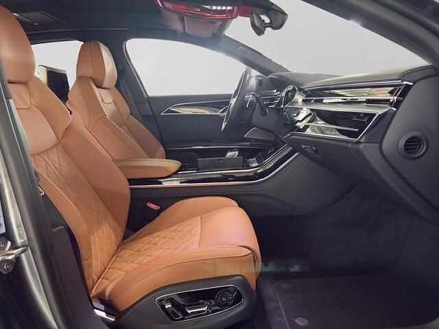 Gebraucht Audi A8L Ambiente 340 PS (250 kW) 2024 Daytonagrau perleffekt Limousine