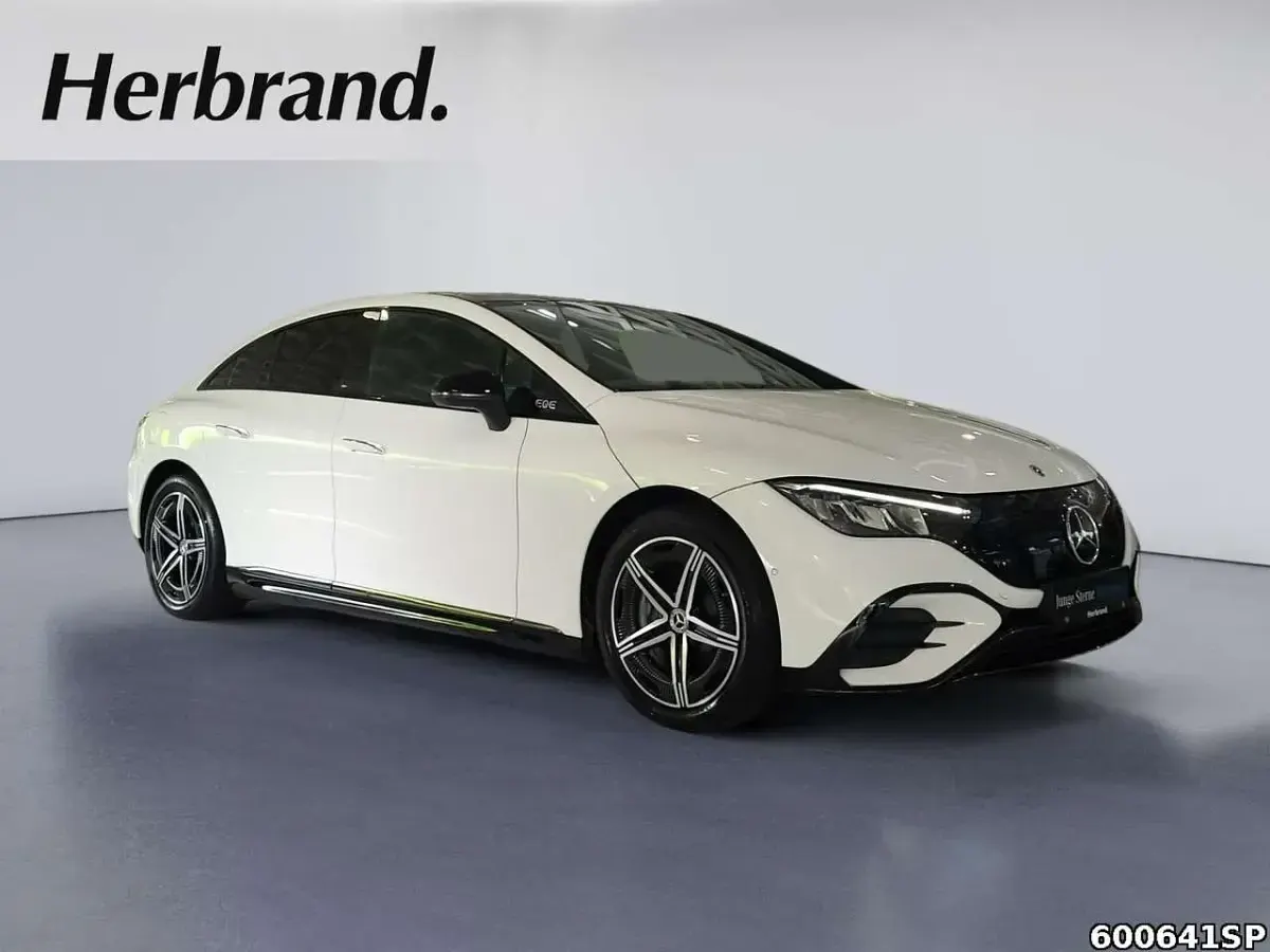 Gebraucht Mercedes EQE350 AMG line 214 kW (292 PS) 2025 Unilack polarweiß Limousine