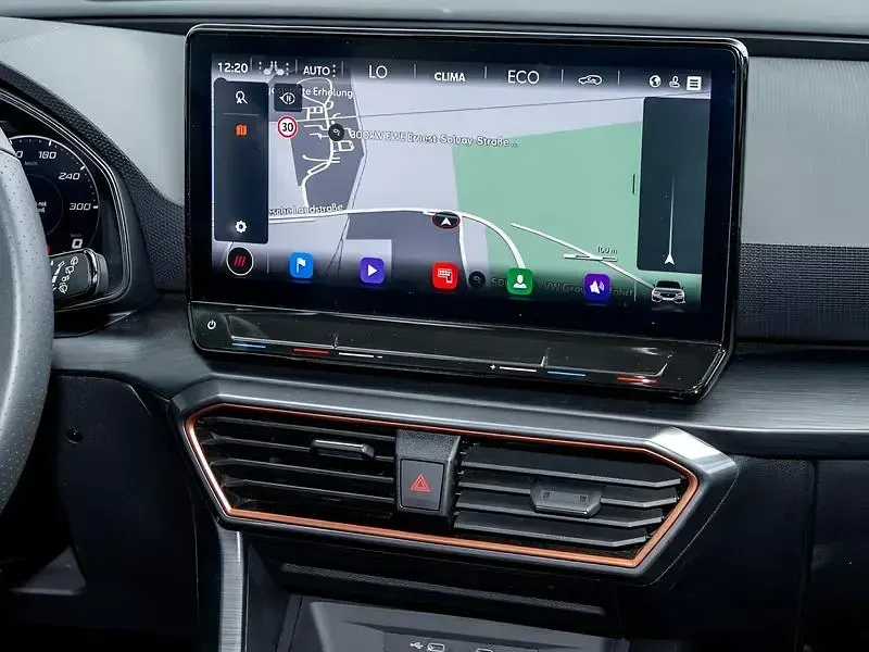 Gebraucht Cupra Leon 204 PS (150 kW) 2023 Weiß Kleinwagen