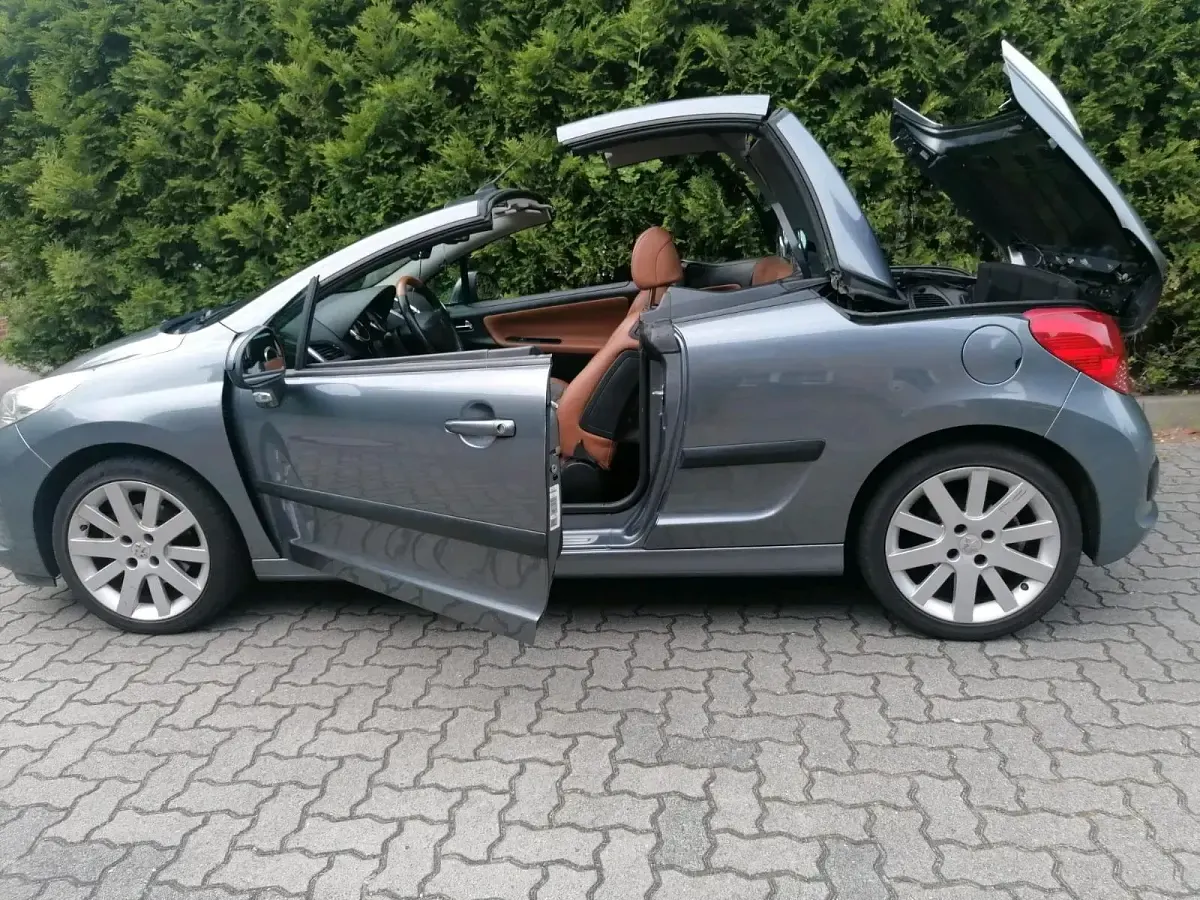 Gebraucht Peugeot 207 CC 120 PS (88 kW) 2007 Grau Cabrio