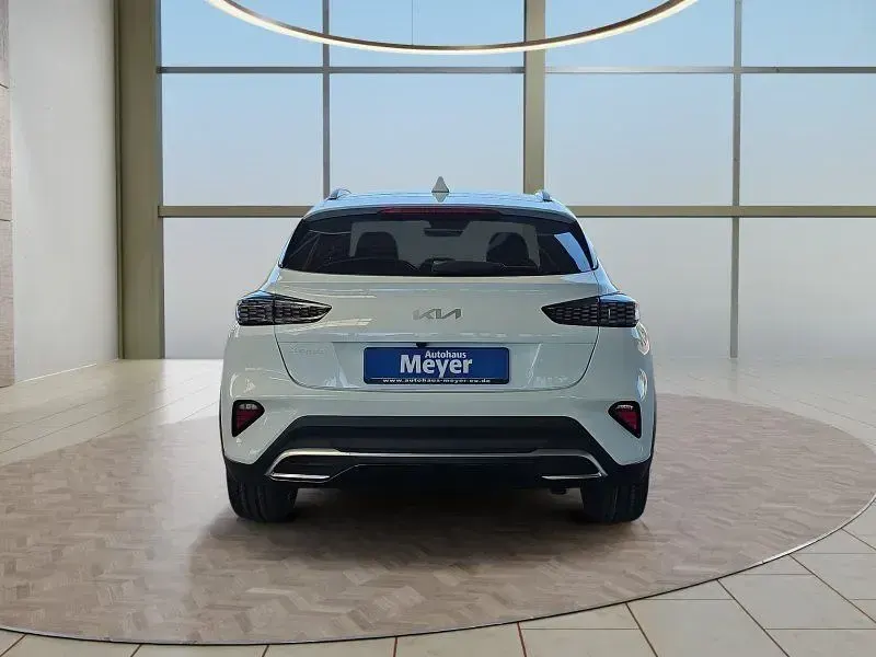 Neu Kia XCeed 150 PS (110 kW) 2026 Weiß SUV