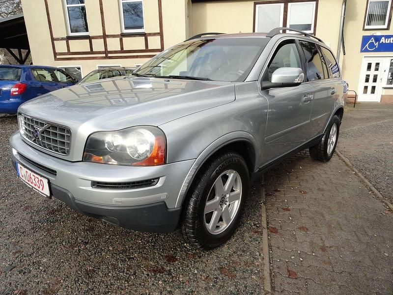 Electric silver metallic Gebraucht 2007 Volvo XC90 Momentum SUV | 10.995 € (Etwas zu teuer) - Bild 1/4