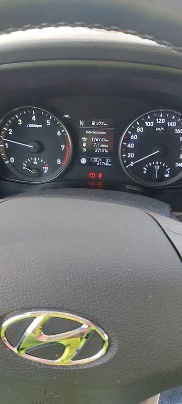 Gebraucht Hyundai i30 Trend 159 PS (116 kW) 2021 Grau Kombi