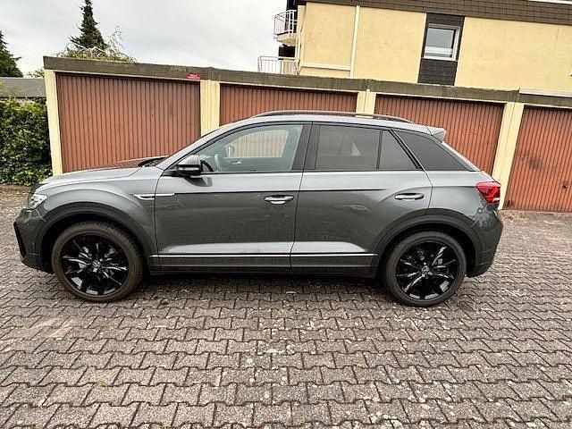 Grau Gebraucht 2024 VW T-Roc R-line SUV | 29.500 € (Fairer Preis) - Bild 1/4