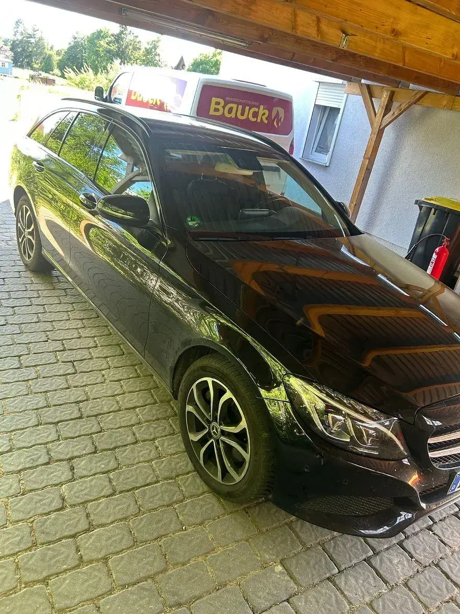 Gebraucht Mercedes C250 204 PS (150 kW) 2018 Schwarz Kombi