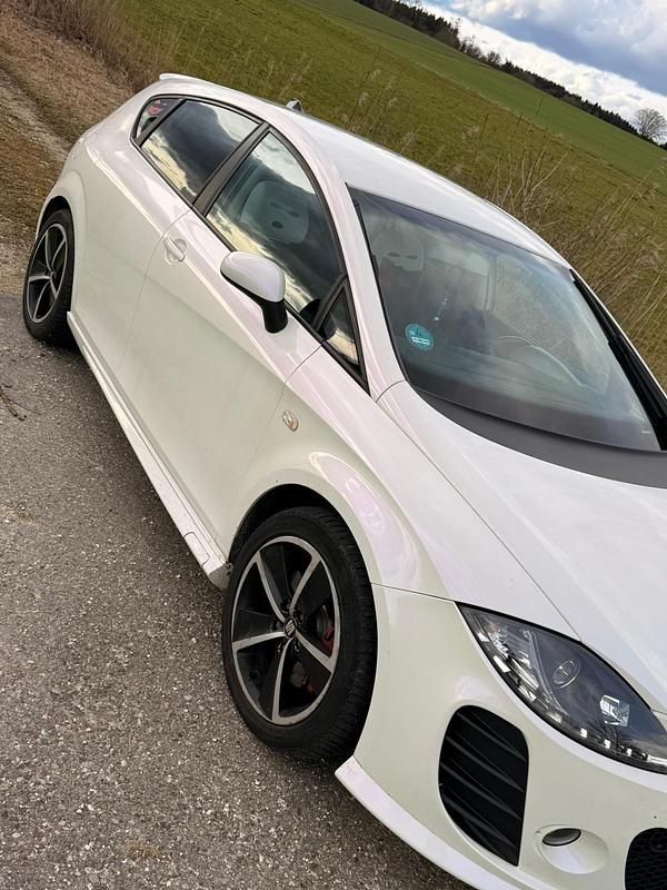 Gebraucht Seat Leon 200 PS (147 kW) 2007 Andere farben Kleinwagen