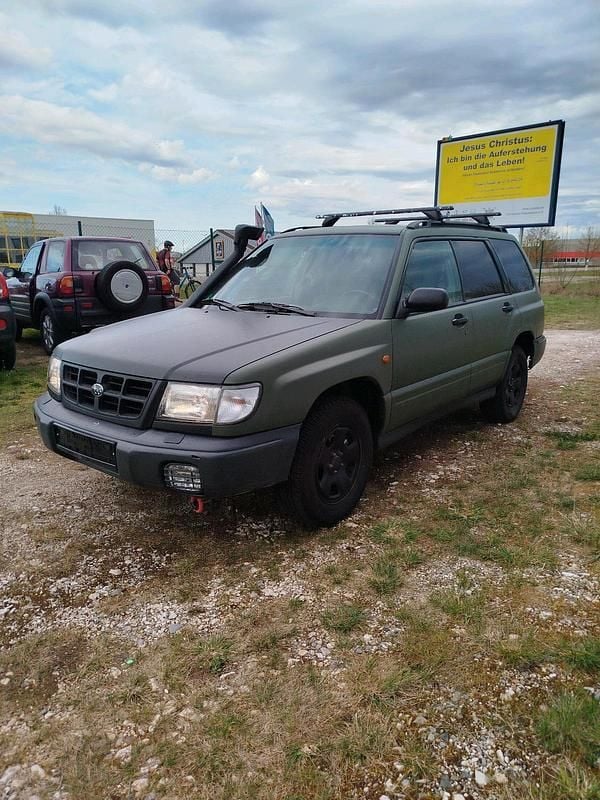 Gebraucht Subaru Forester 125 PS (91 kW) 1999 Grün SUV