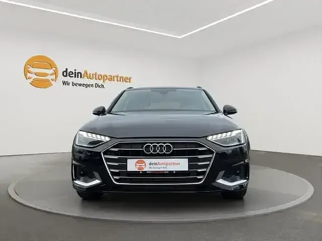 Gebraucht Audi A4 Advanced 190 PS (139 kW) 2024 Brillantschwarz Kombi
