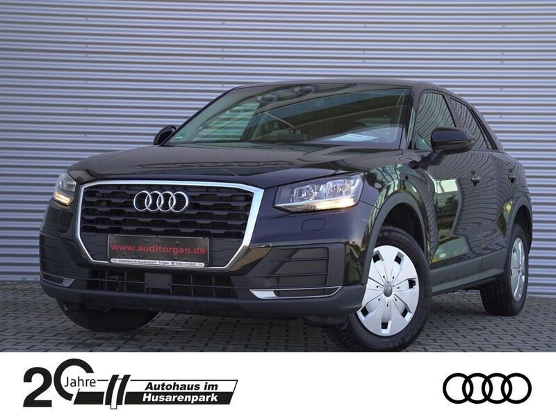 Brillantschwarz Gebraucht 2018 Audi Q2 Design SUV | 16.990 € (Fairer Preis) - Bild 1/4