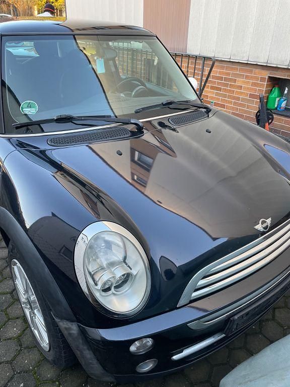 Usado Mini ONE 90 HP (66 kW) 2005 Preto Citadino