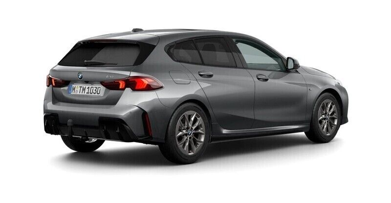 Grau Gebraucht 2024 BMW 120 Shadowline Kleinwagen | 37.274 € (Fairer Preis) - Bild 1/1