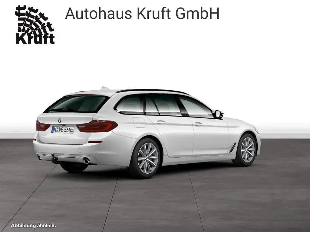 Gebraucht BMW 530 Luxury Line 265 PS (194 kW) 2019 Mineralweiß Kombi