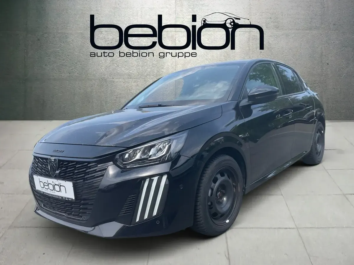 Gebraucht Peugeot 208 Allure 101 PS (74 kW) 2024 Kleinwagen