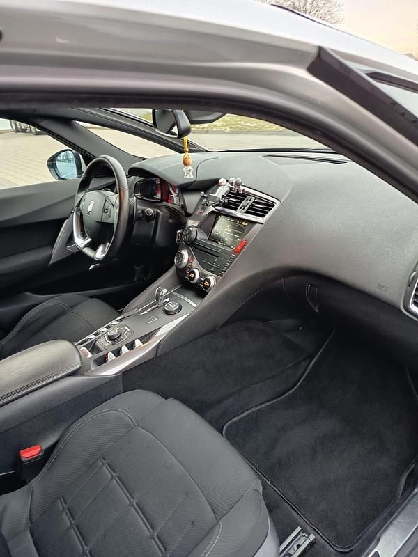 Gebraucht Citroën DS5 200 PS (147 kW) 2014 Silber Kleinwagen