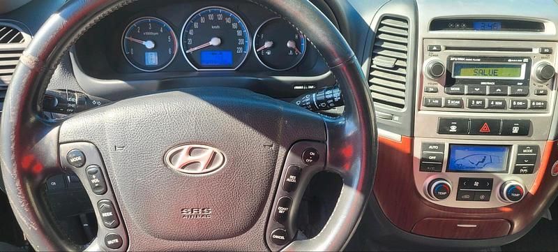 Gebraucht Hyundai Santa Fe 155 PS (114 kW) 2007 Rot SUV