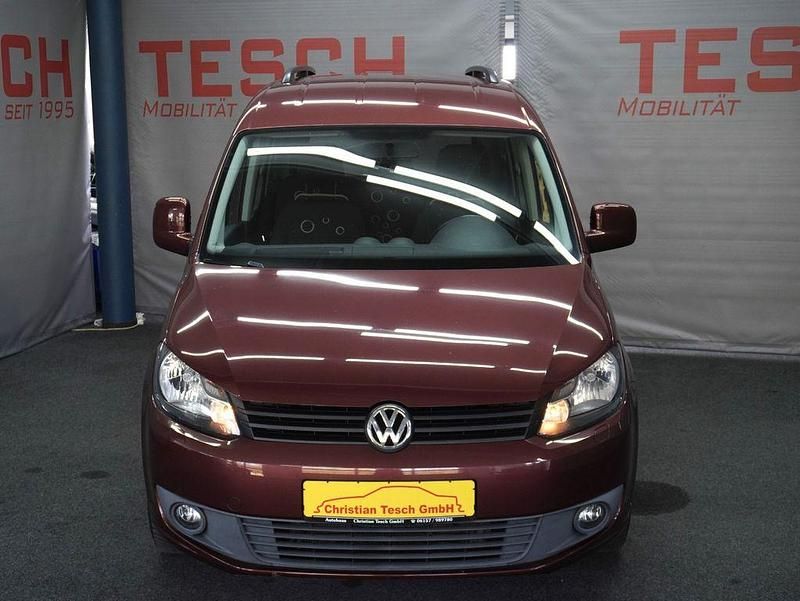 Gebraucht VW Caddy Trendline 105 PS (77 kW) 2011 Rot Van / Kleinbus