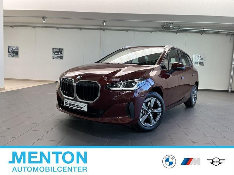 Rot Neu 2025 BMW 220 Performance Van / Kleinbus | 33.690 € (Fairer Preis) - Bild 1/3