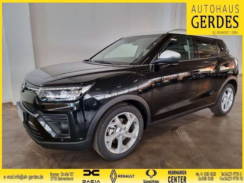 Schwarzweiss Gebraucht 2022 Ssangyong Tivoli SUV | 25.990 € (Teuer) - Bild 1/4