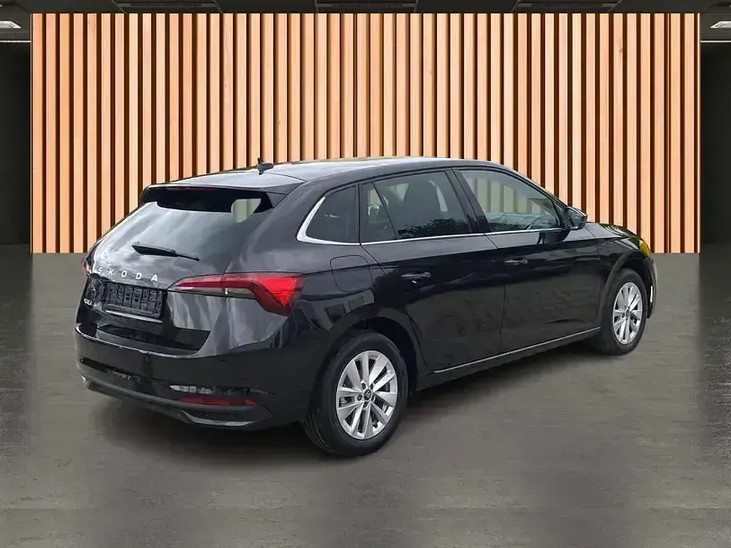 Gebraucht Skoda Scala Selection 116 PS (85 kW) 2025 Schwarz schwarz (metallic) Kleinwagen