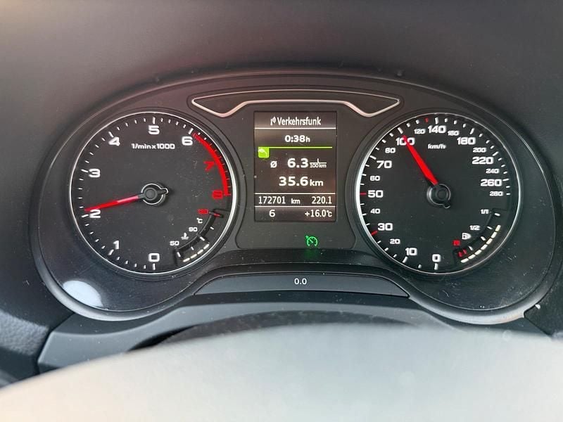 Gebraucht Audi A3 122 PS (89 kW) 2014 Braun Limousine